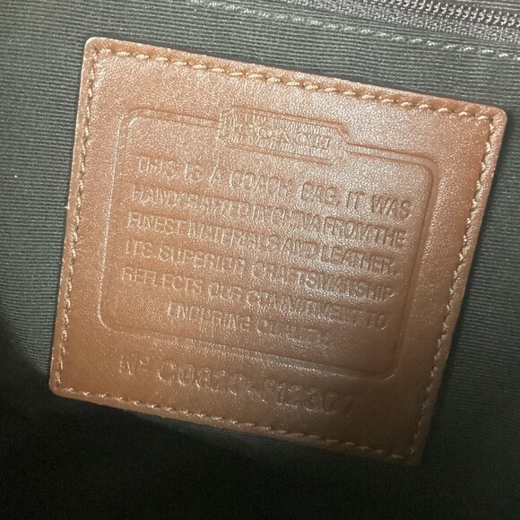 Vintage Coach Soho Small Signature Hobo Rounded Handbag - Picture 15 of 16